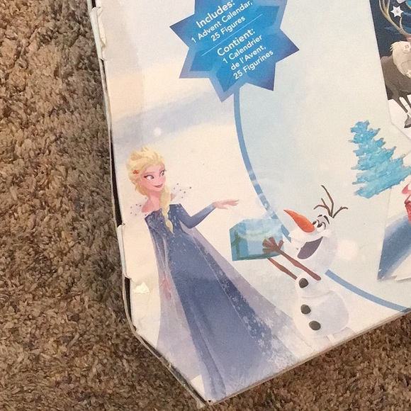Disney Olaf’s Frozen Advent Calendar Dented Sealed - Picture 3 of 3
